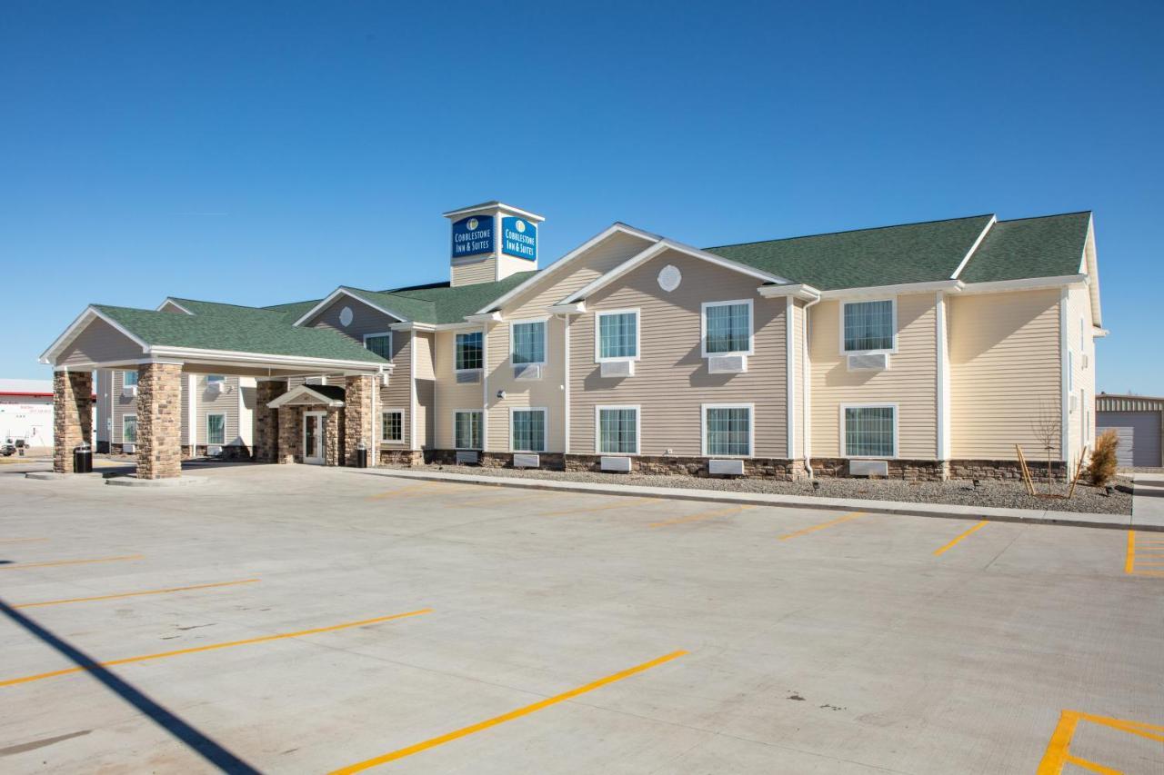 Cobblestone Inn & Suites - Pine Bluffs Екстер'єр фото